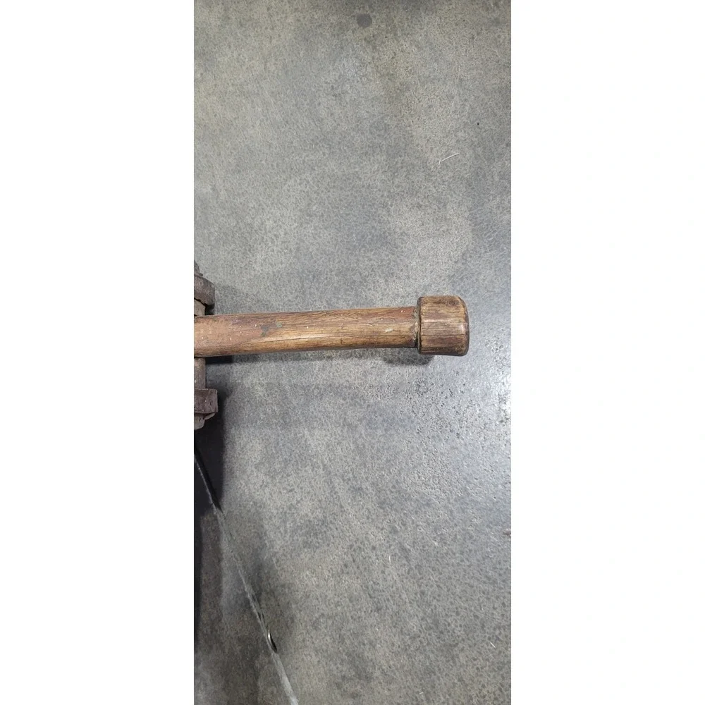 Large 23.5in Primitive Antique Wooden Clamp Press Adjustable Wood Screw Vise